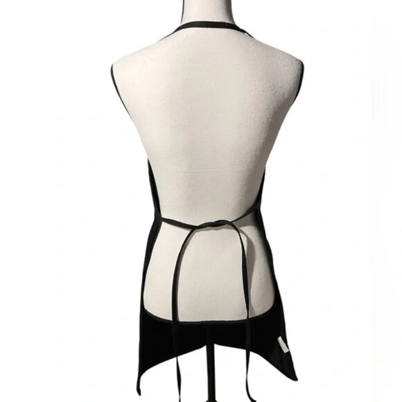 Wonder Woman Apron - Picture 2 of 4